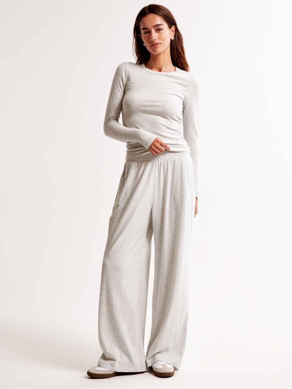 Abercrombie & Fitch Cozy Cloud Knit Lounge Set in Light Gray